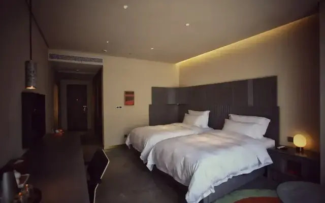 ZuoYouKe Theme Hotel