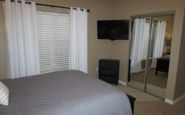 Condo B-2 3 Bedroom Condo by Redawning