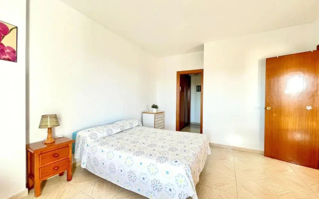 Apartment in Malaga With Sea Views & Pool