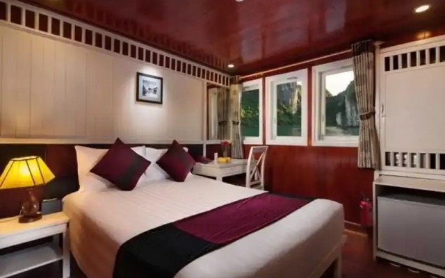 Halong Paloma Cruise