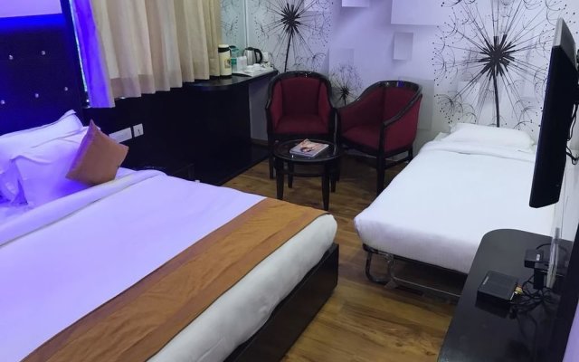 Hotel Blue Pearl in Agra, India from 33$, photos, reviews - zenhotels.com guestroom