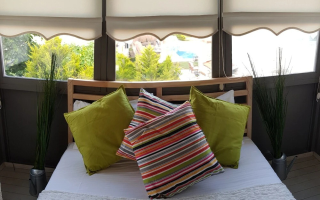 Mell's Alacati