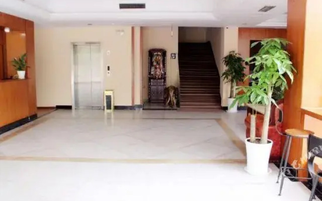 Huasha Business Hotel