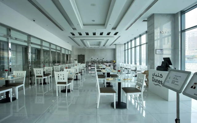 Отель City Avenue Al Reqqa Hotel