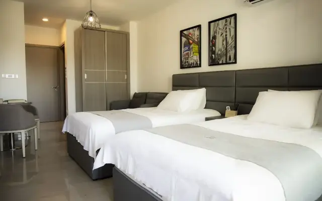 Jimmy's Suites