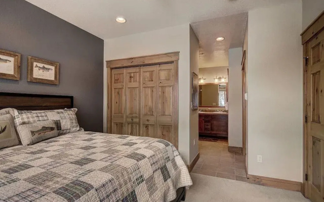 6552 Settlers Creek Townhomes