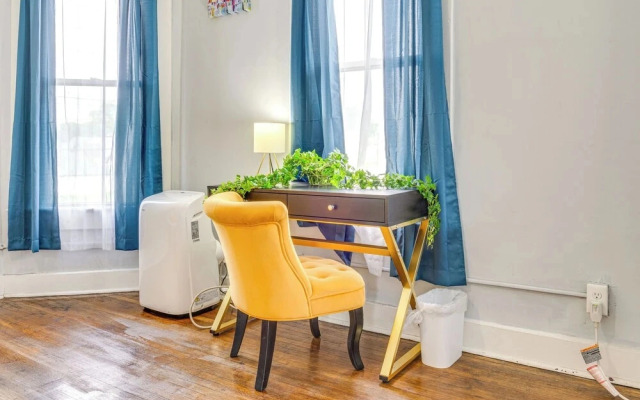Walk Everywhere! Sleek Fountain Square Stay