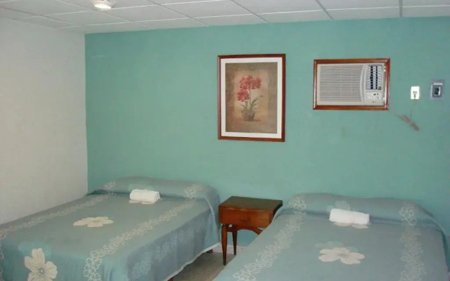 Hotel Playa Azul