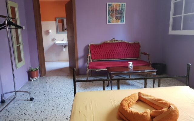 Отель Boho Hostel Мальта, Сан Джулианс - отзывы, цены и фото номеров - забронировать отель Boho Hostel онлайн комната для гостей