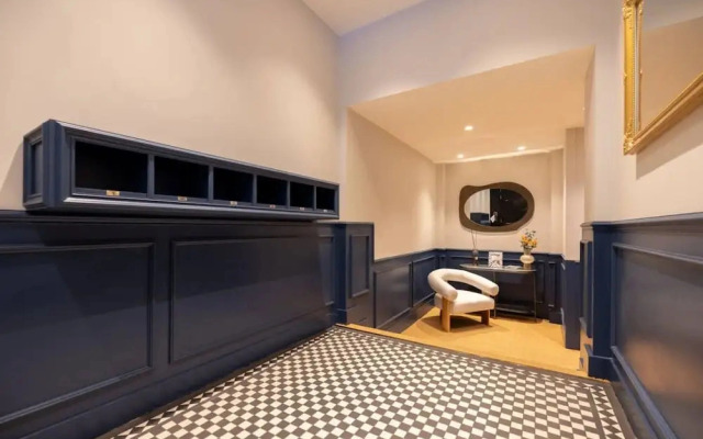 London Hues 2 Bedroom Apartment