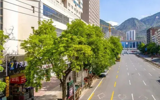 7Days Inn Hotel (Lanzhou Railway Station Subway Station)