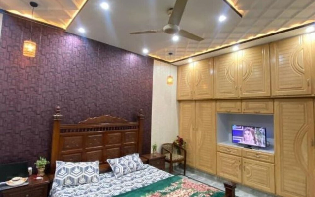 Hotel Gulistan Inn