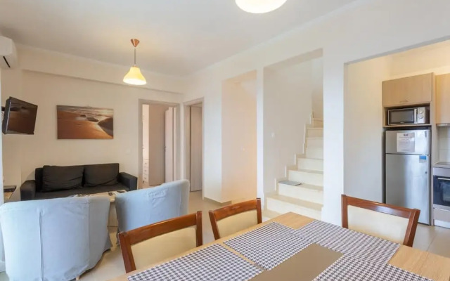 Villa Sequoia Yellow