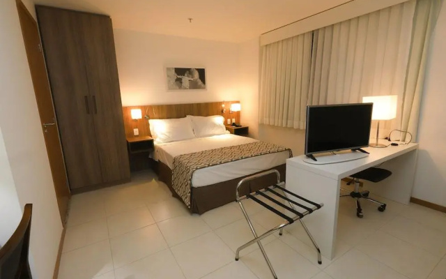 Promenade Soho Campos Hotel