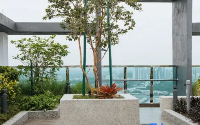 Parkland Residence B11 by Dehoz Suites