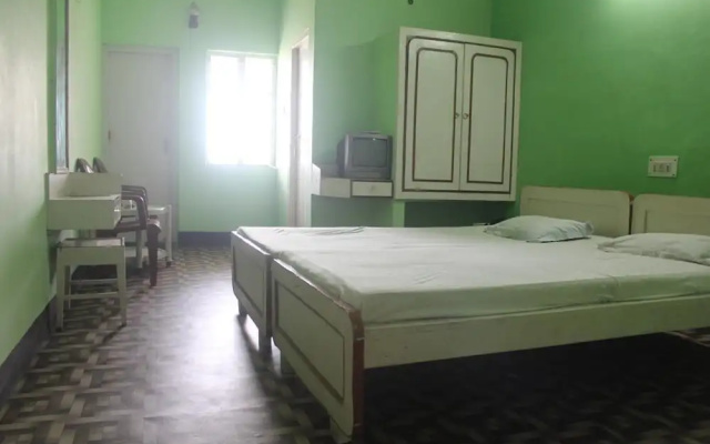 Hotel Deepak