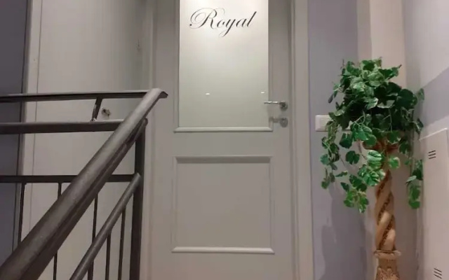 Royal Room & Breakfast