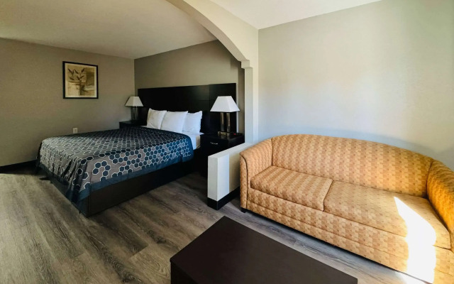 Econo Lodge Inn & Suites Centerville