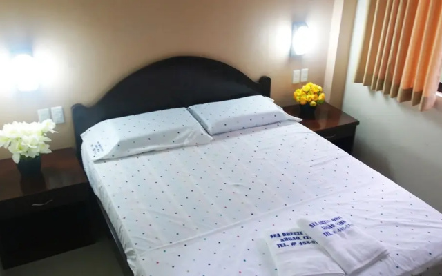 Sea Breeze Hotel