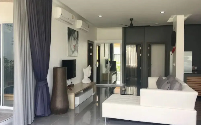 Samui Grand Park Villa A2 - 3 Bedroom