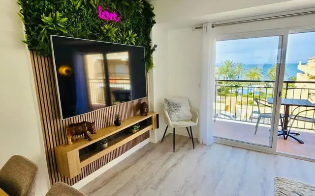 Beautiful Apartment in Denia With sea Views