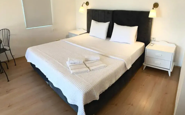 Villa White