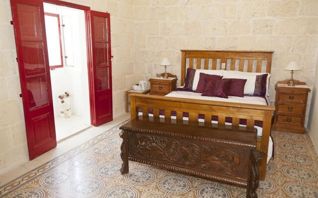 Отель Mia Casa Bed and Breakfast Gozo комната для гостей