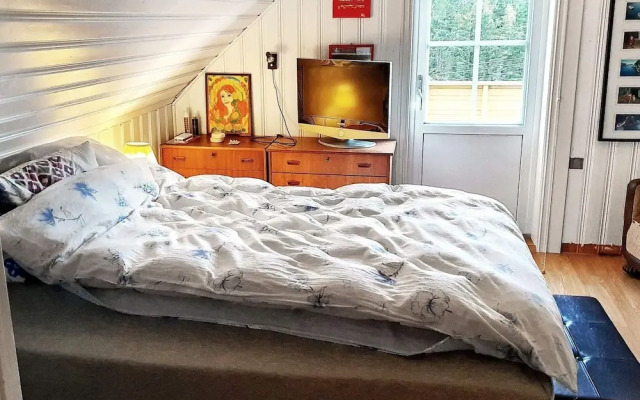 6 Person Holiday Home in Austrheim