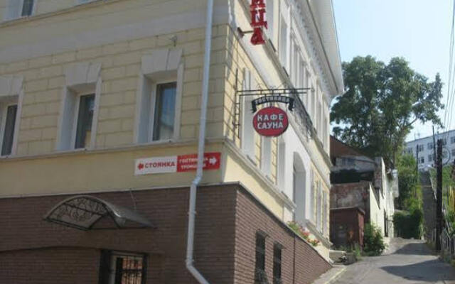 Гостиница Троицкая Нижний Новгород вид на фасад