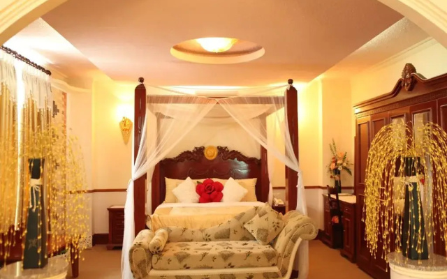 Best CM Hotel