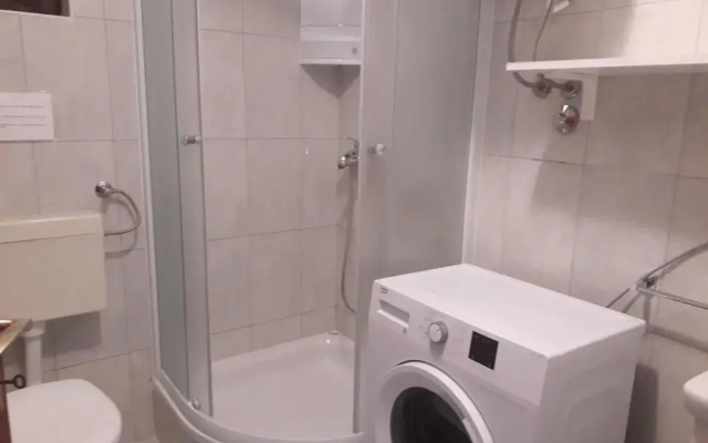 Apartmani Roza Lopar