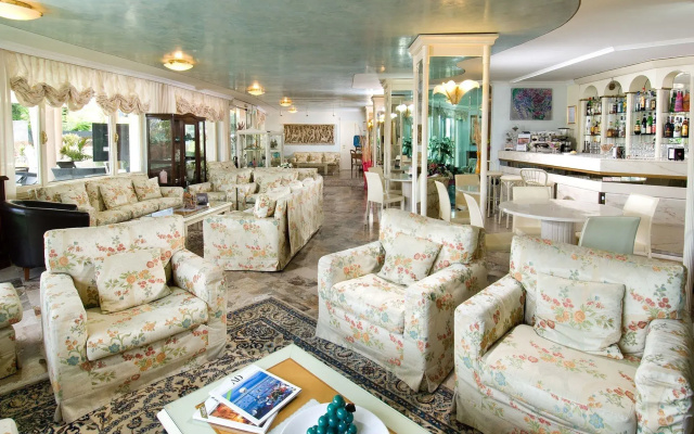 Hotel Des Nations