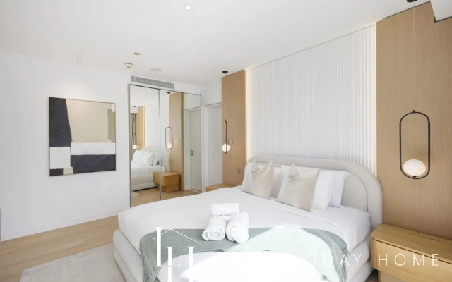 LUX The JW Marina Suite 5
