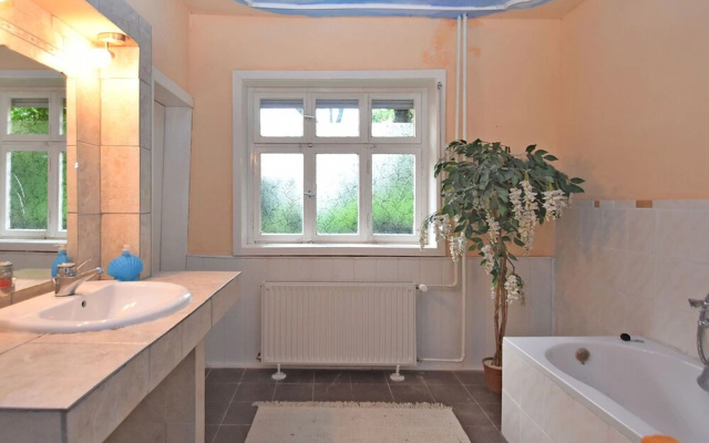 Contemporary Apartment in Bad Arolsen Hesse with private terrace and garden with barbecue