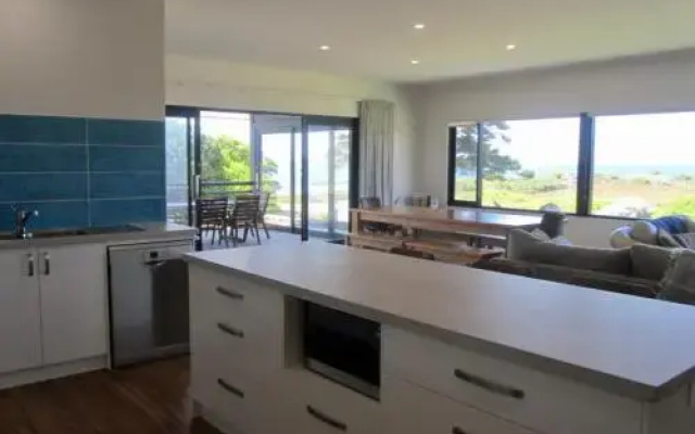 Storm Bay Cottage