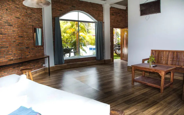 The Coconut House Villa