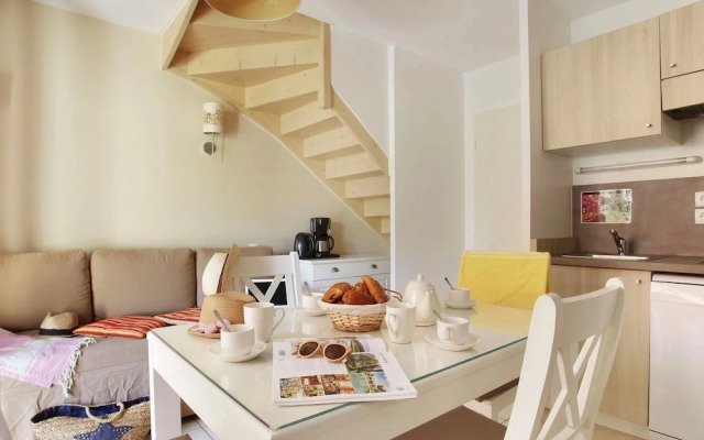Maisonette in Aigues-mortes Near Flamingos
