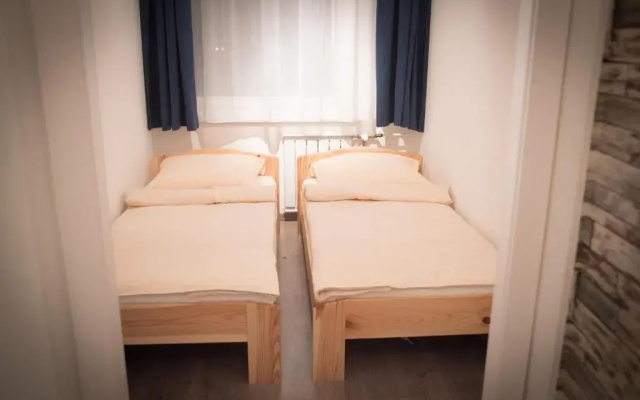 Anna Apartman