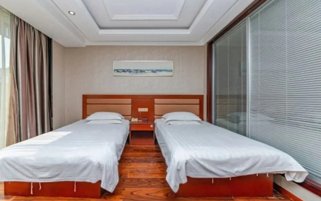 Yinzuo Holiday Hotel