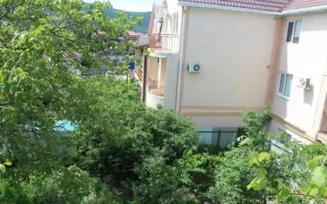Guest House "Excellent"