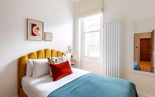 Stunning Earls Court Flat