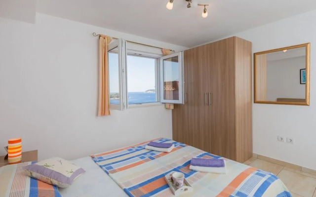 Apartments Lovro