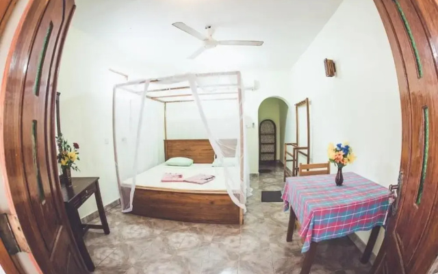 Rupa's Hotel