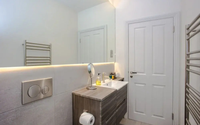 Stunning Deluxe 3 Bedroom House in Fitzrovia