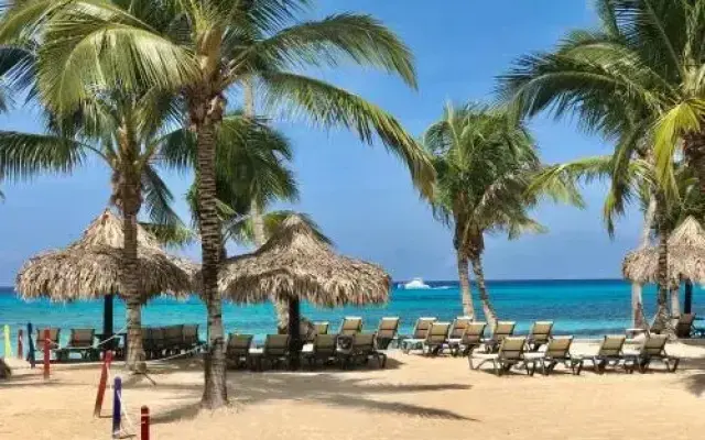 Relax @CadaquesCaribe Bayahibe