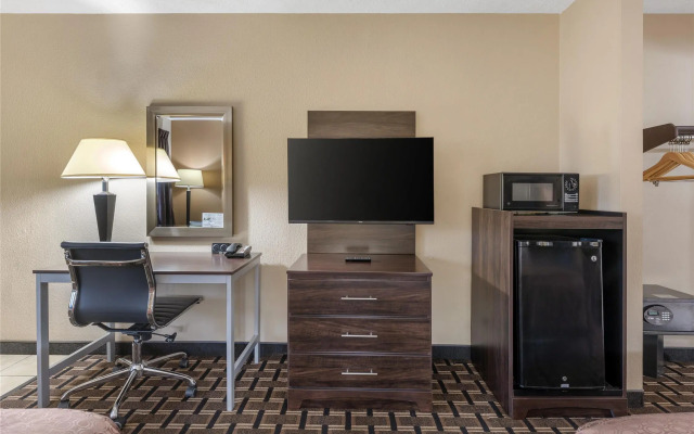 SureStay Hotel by Best Western Summersville