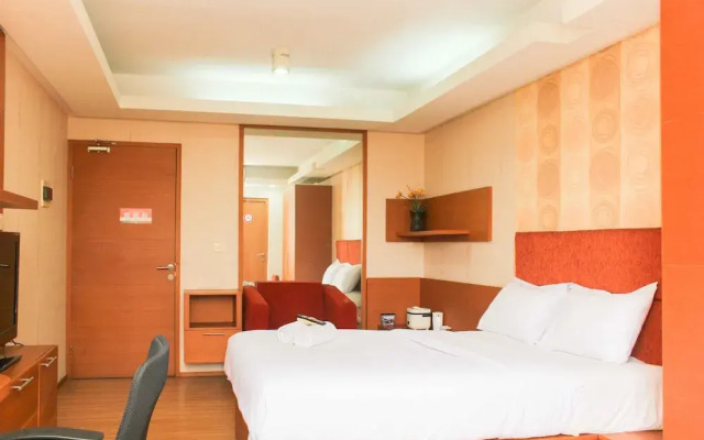 Cozy Stay Studio Apartment (No Kitchen) At Metropark Condominium Jababeka