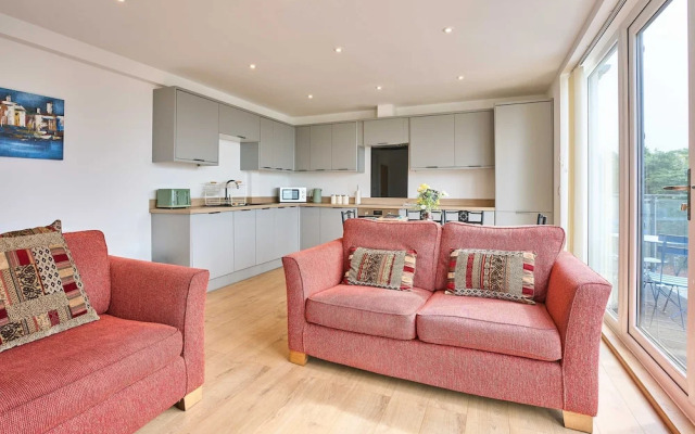 Host Stay 2b Hamilton Road