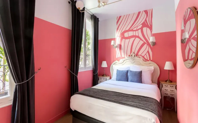 Luxury 2 Bedroom 2 Bathroom - Louvre Museum