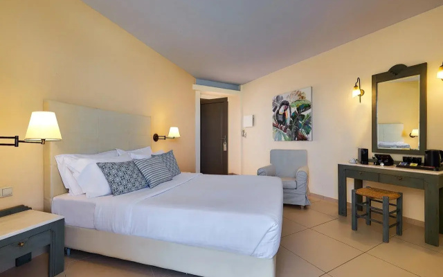 Hotel Sissi Bay And Wellness Club